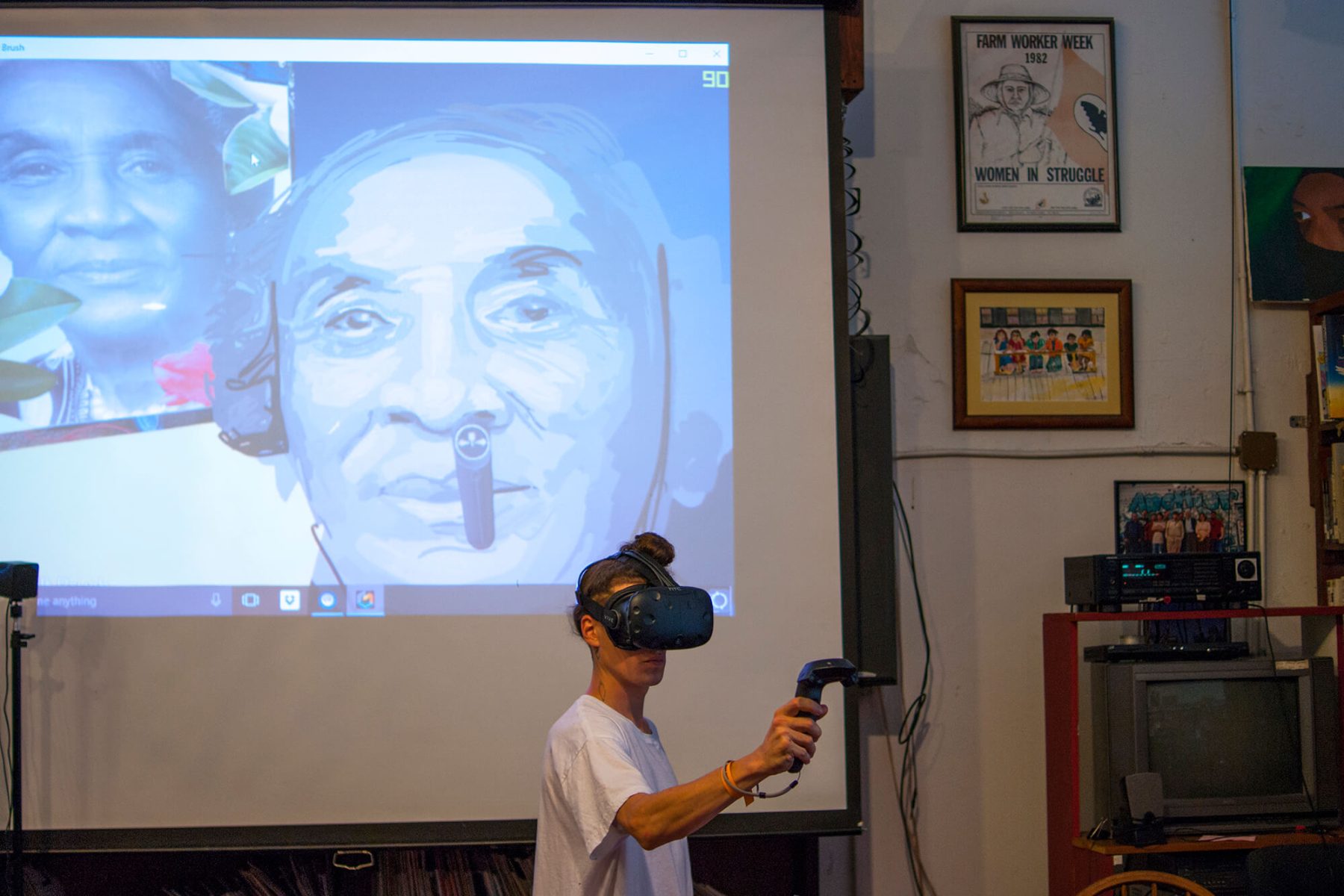 VR Mural Painting for Social Change